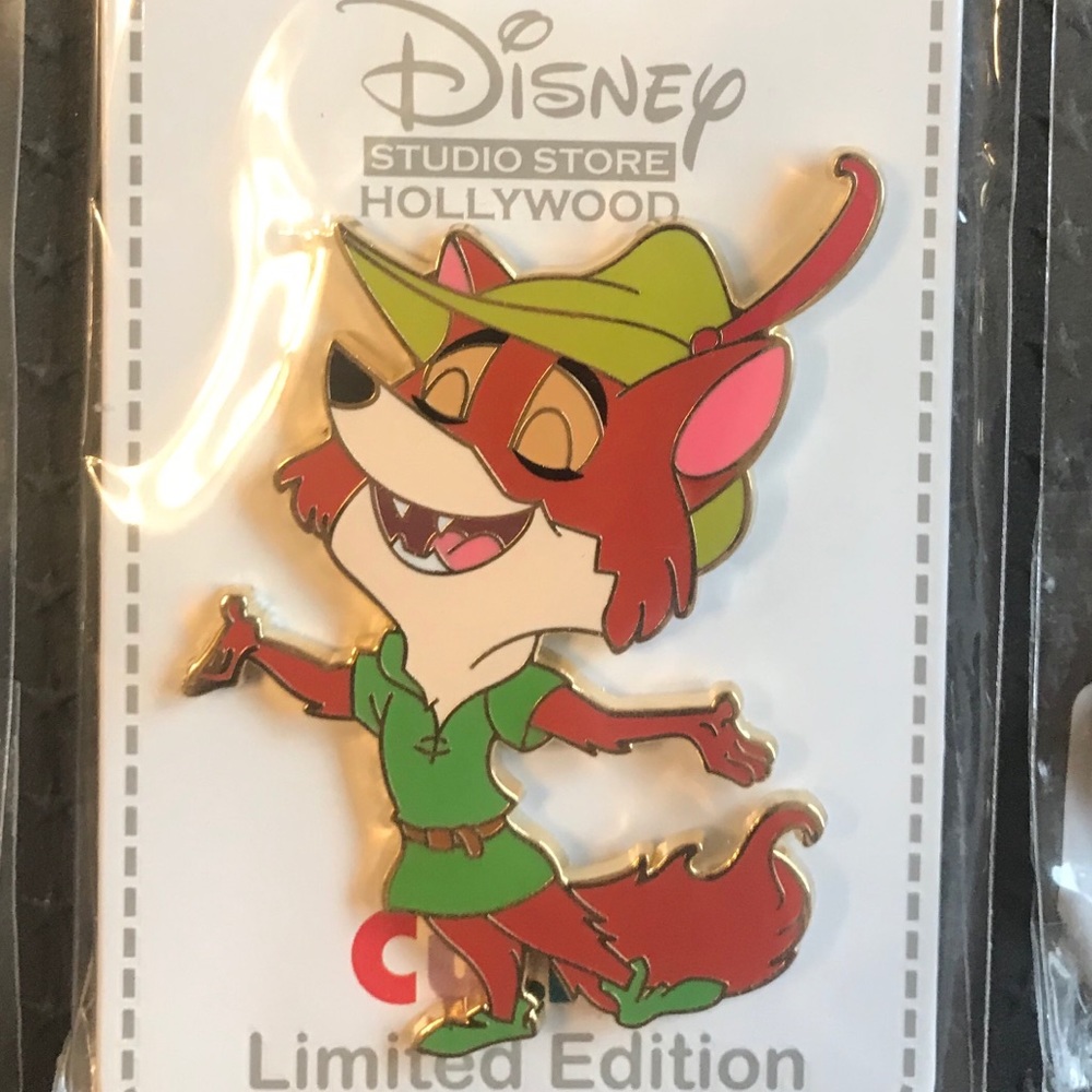 Disney pin- Robinhood Cutie